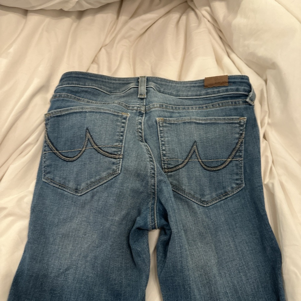 Ariat jeans size 25R to short for me worn to 1 bonfire perfect condition